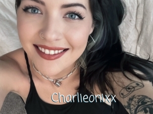 Charlieonixx