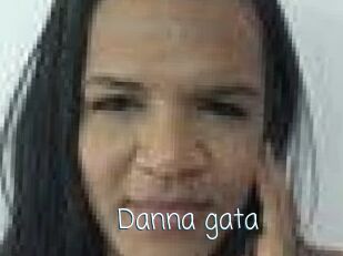 Danna_gata