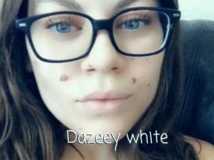 Dazeey_white