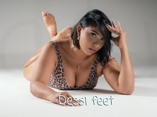 Dessi_feet