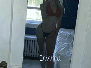 Divinia