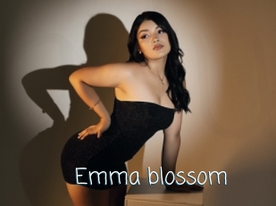 Emma_blossom