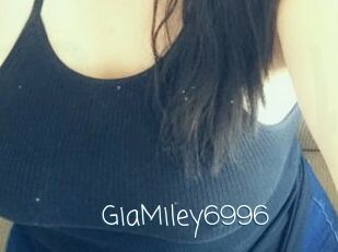 GiaMiley6996