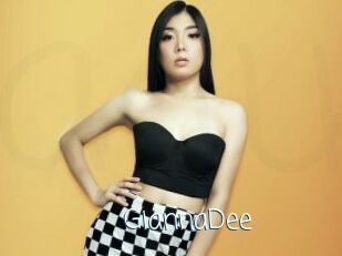 GiannaDee
