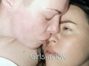 Girls_in_love