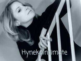 HynekaIntimate
