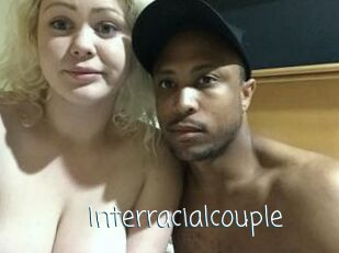 Interracial_couple_