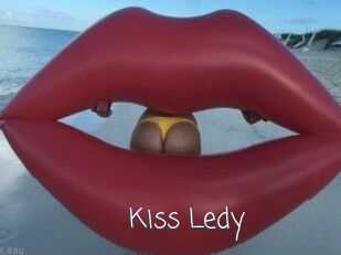 Kiss_Ledy