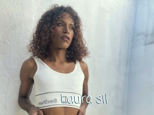 Laura_sil