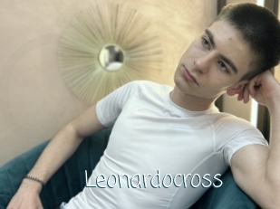 Leonardocross