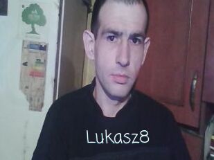 Lukasz8