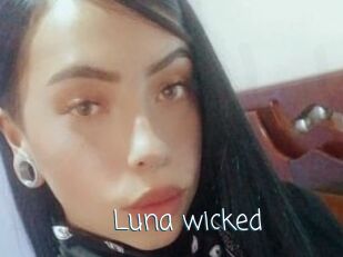 Luna_wicked