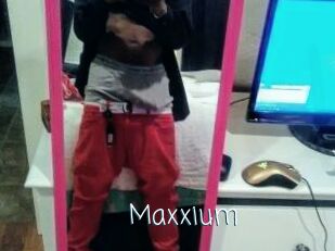 Maxxium
