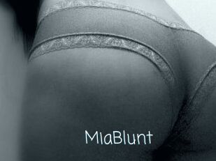 MiaBlunt