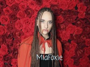MiaFoxie