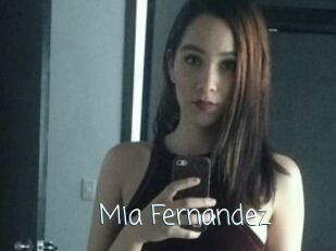 Mia_Fernandez