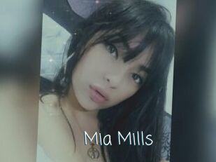 Mia_Mills