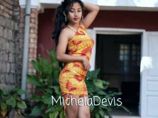 MichelaDevis