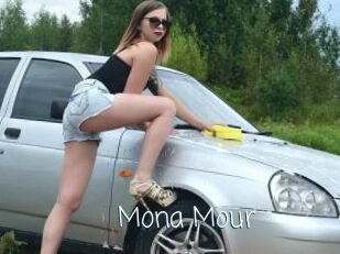 Mona_Mour
