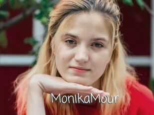 MonikaMour