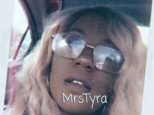 MrsTyra Adult o Porn