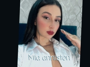 Mia_anniston