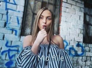 Mia_fille