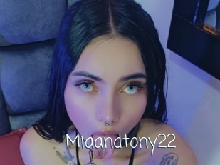 Miaandtony22