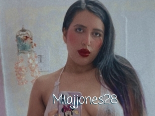 Miajjones28