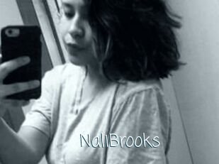Nali_Brooks