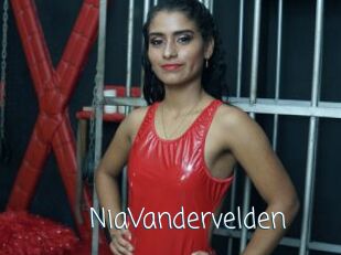NiaVandervelden