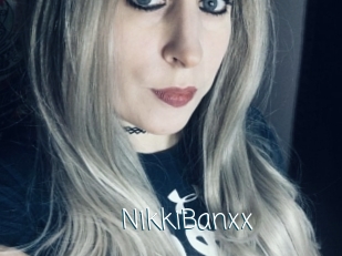 NikkiBanxx