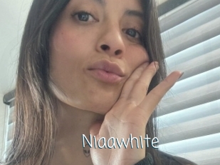 Niaawhite