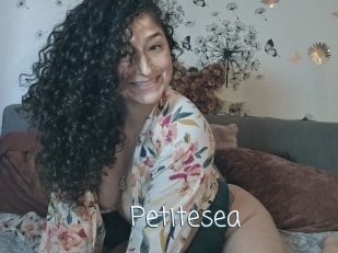 Petitesea