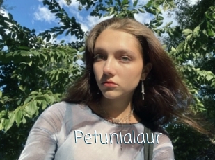 Petunialaur