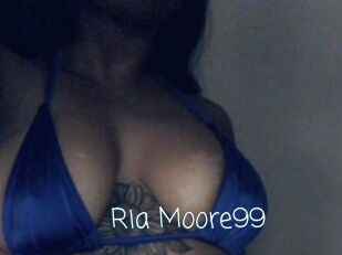 Ria_Moore99