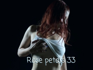 Rose_petals_33