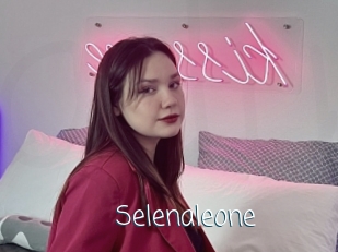 Selenaleone