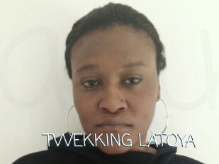 TWEKKING_LATOYA