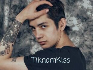 TiknomKiss