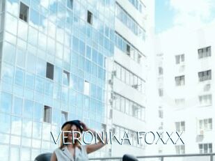 VERONIKA_FOXXX
