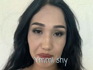 Ymmi_shy